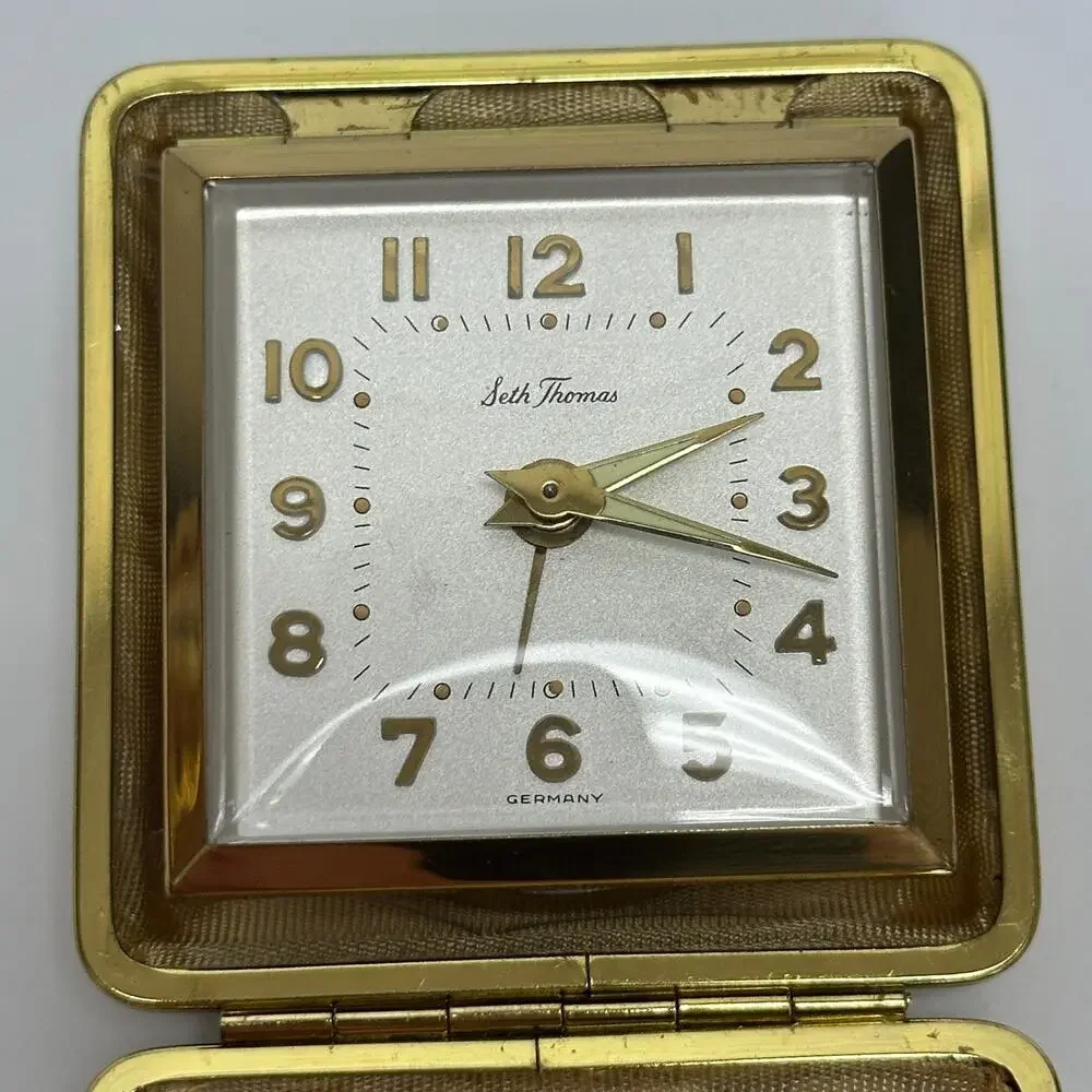 Vtg Seth Thomas Classmate 11 No 948 Red Leather 30 hr Travel Alarm Clock - READ!